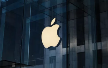Apple will charge 30% commission on NFT sales
